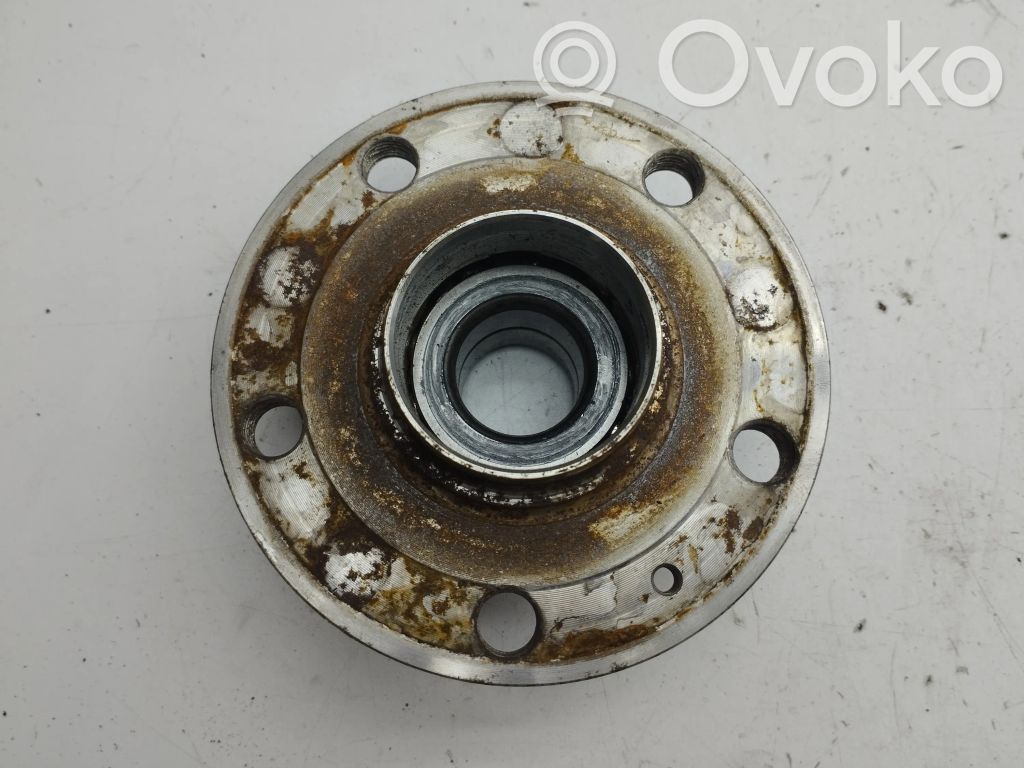 Volkswagen Golf VIII Cuscinetto a sfera della ruota posteriore