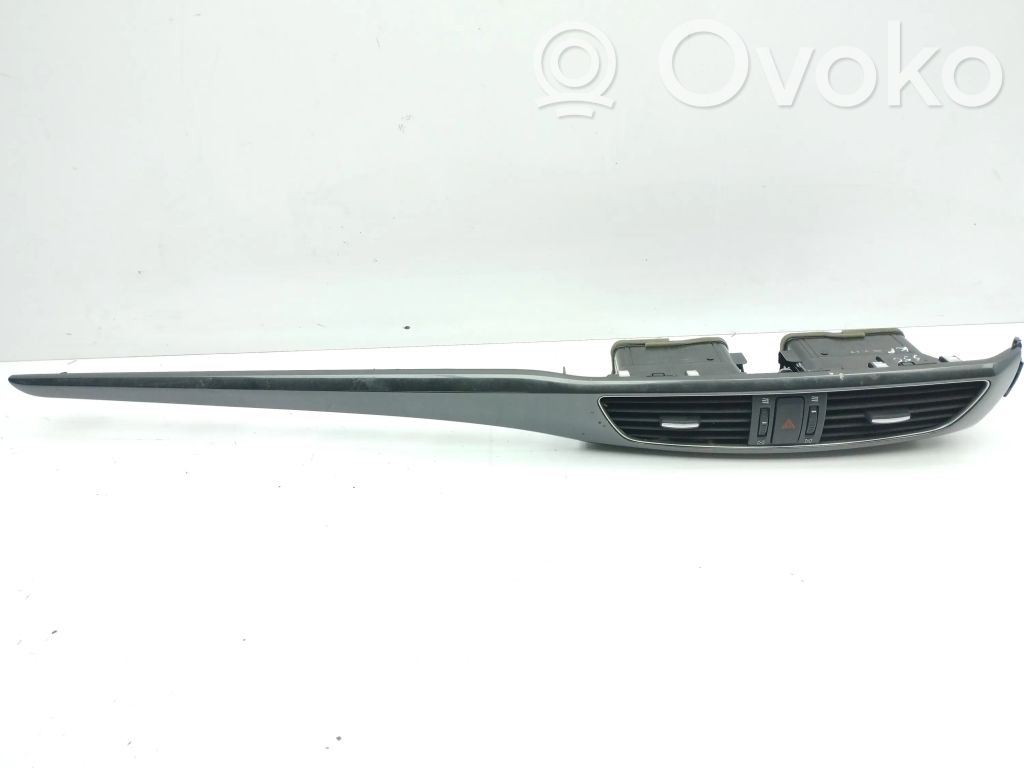 Mazda 6 Rejilla de ventilación central del panel 