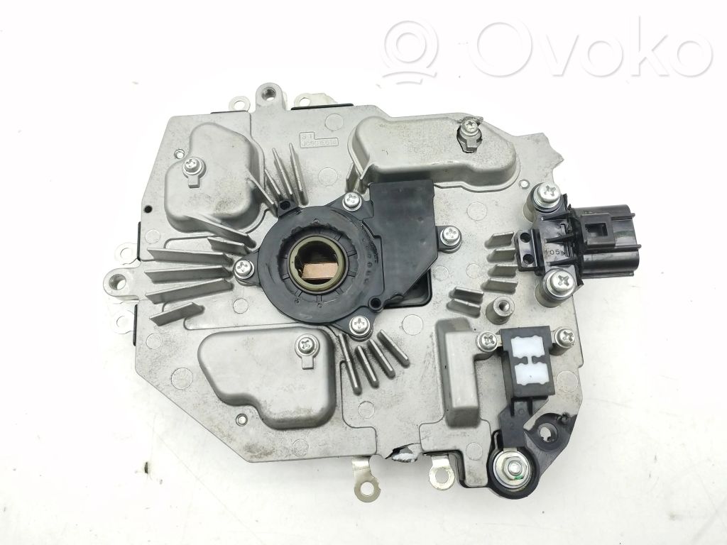 Mazda CX-30 Piesă generator/alternator 