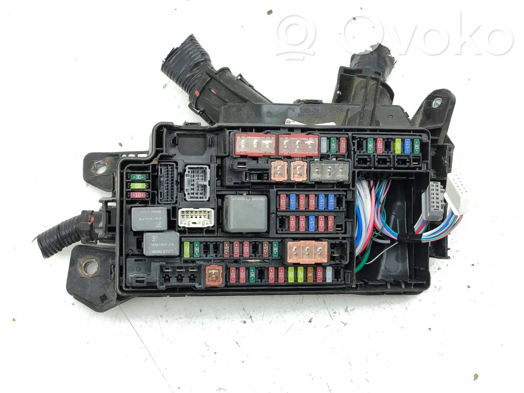 Módulo de fusible   82115F4280