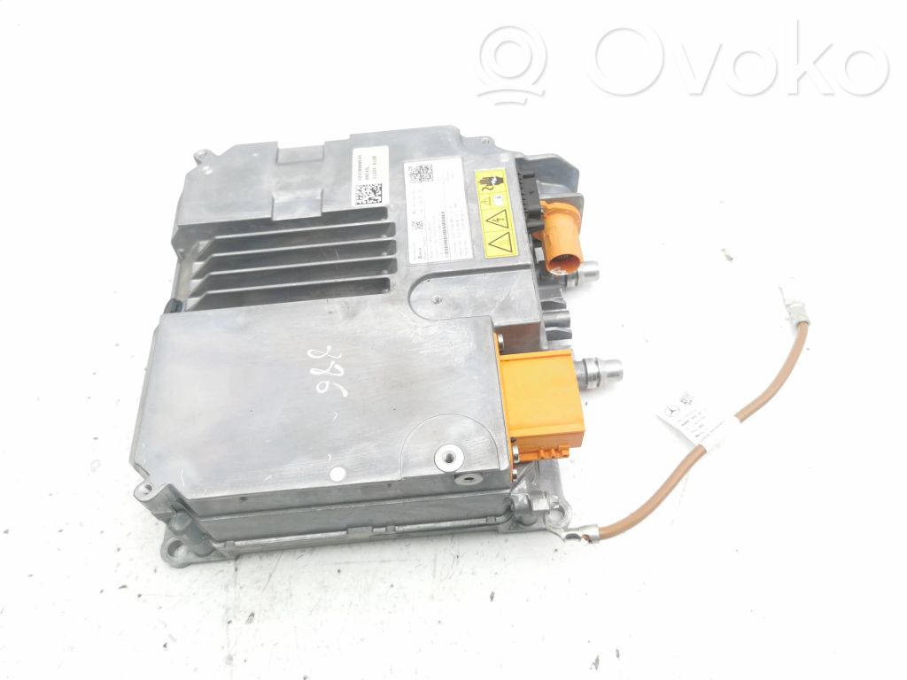 Mercedes-Benz EQA Convertisseur / inversion de tension inverseur 