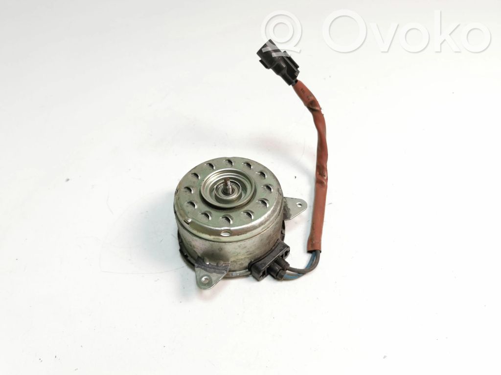 Mitsubishi Outlander Elektrinis radiatorių ventiliatorius 