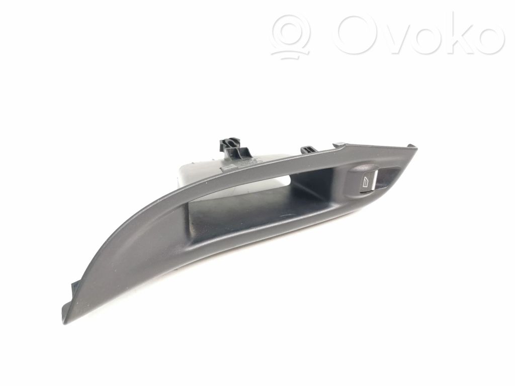 Ford Focus Electric window control switch 