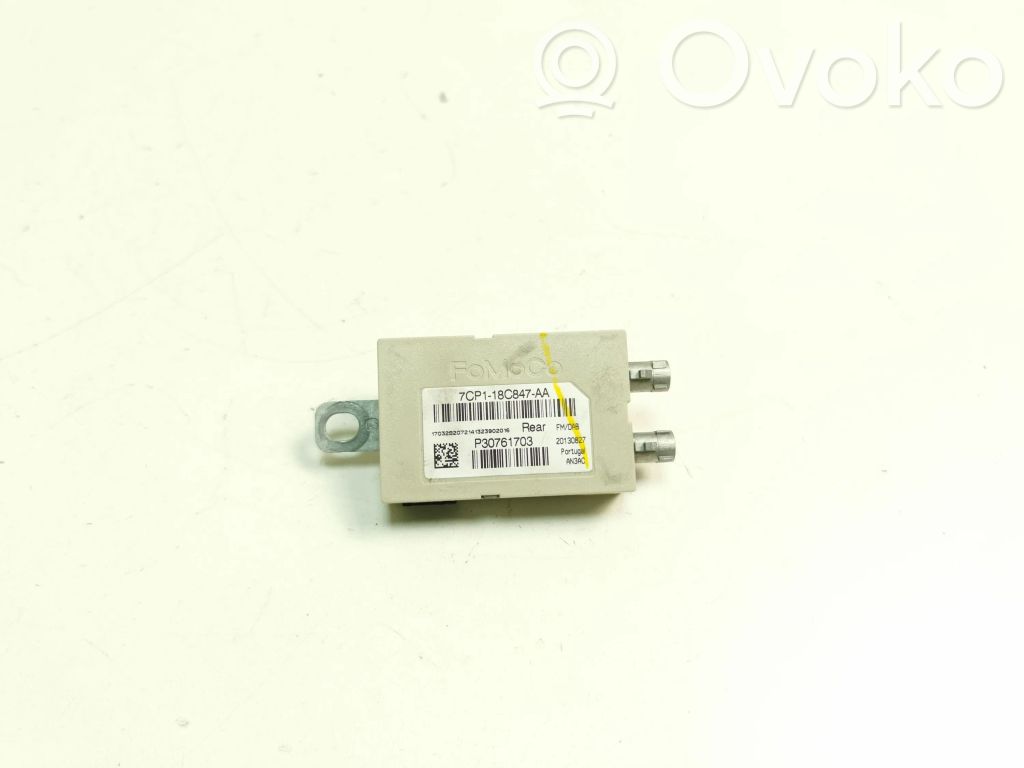 Volvo V40 Antenos stiprintuvas 