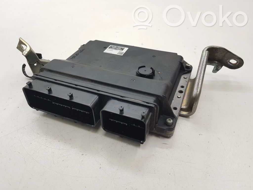 Lexus CT 200H Engine control unit/module 