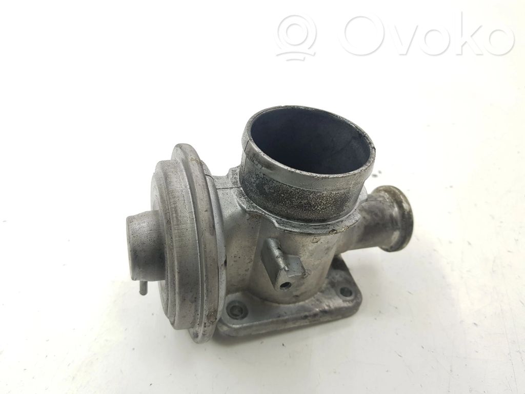 BMW 5 E39 EGR vožtuvas 
