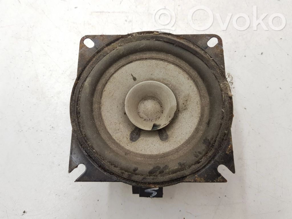 Altavoz de la puerta trasera