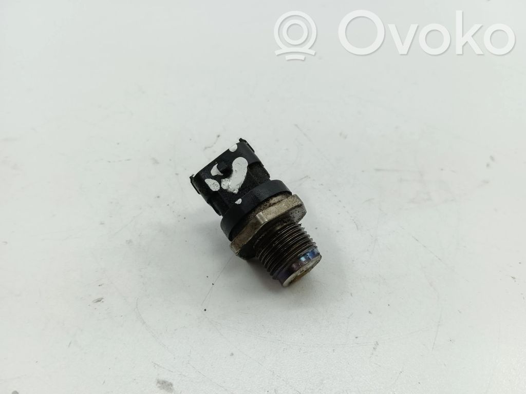 Sensor de presión de combustible