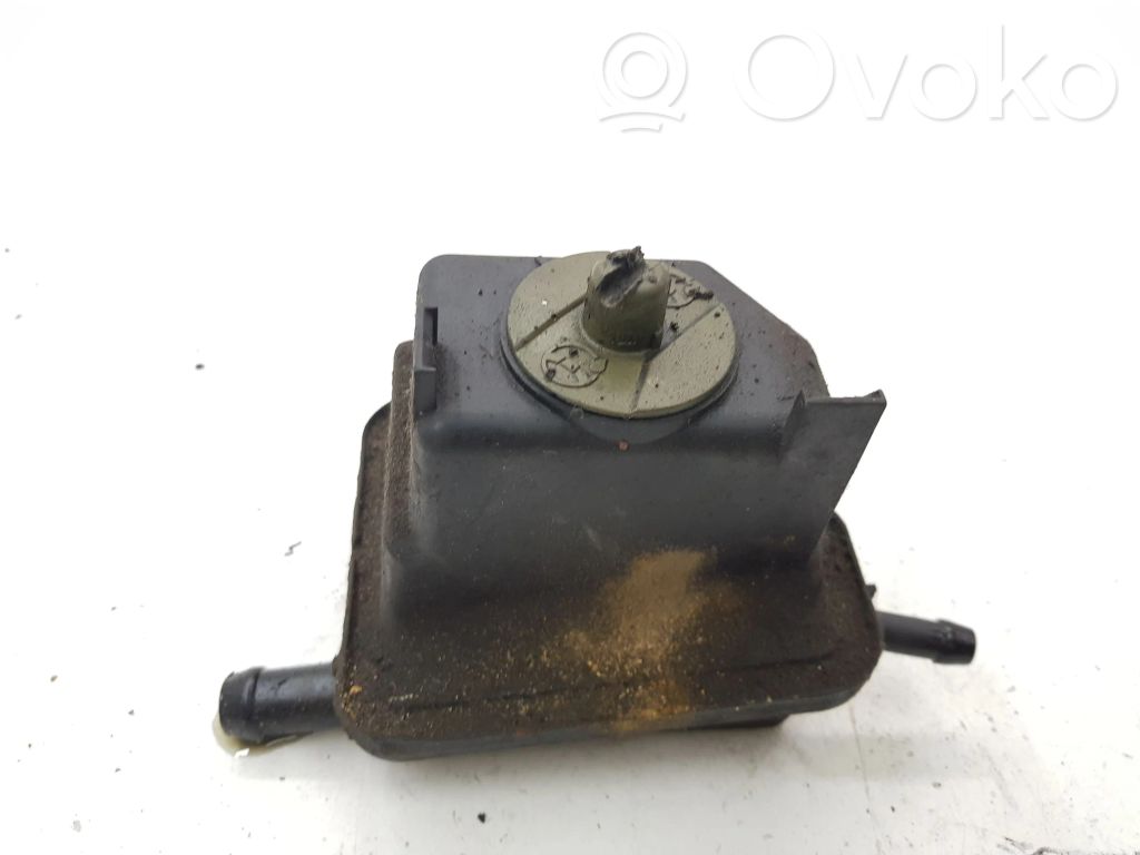 Ohjaustehostimen nestesäiliö   1J0422371B