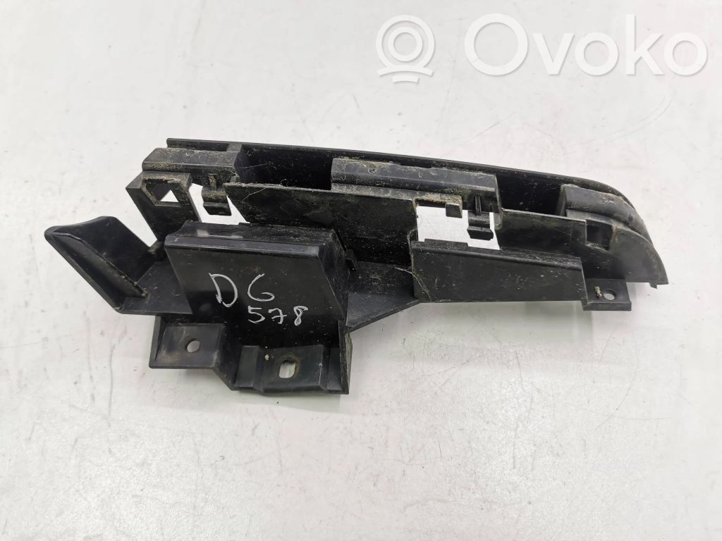 Rear bumper mounting bracket   7008824,2297443