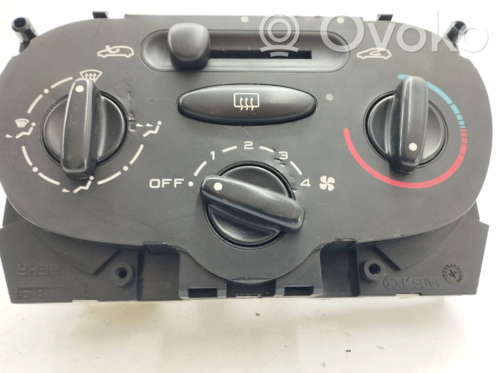Climate control unit   1068901