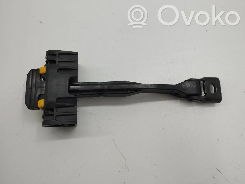 Audi A3 8Y Etuoven pidätin 