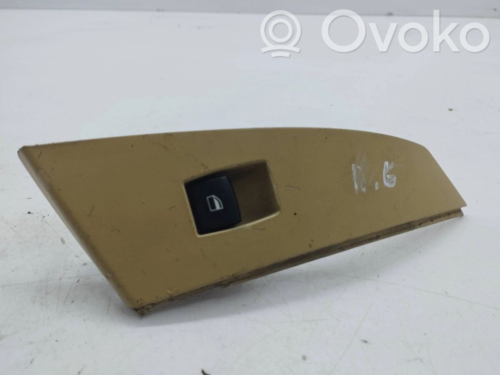 Electric window control switch   6951968