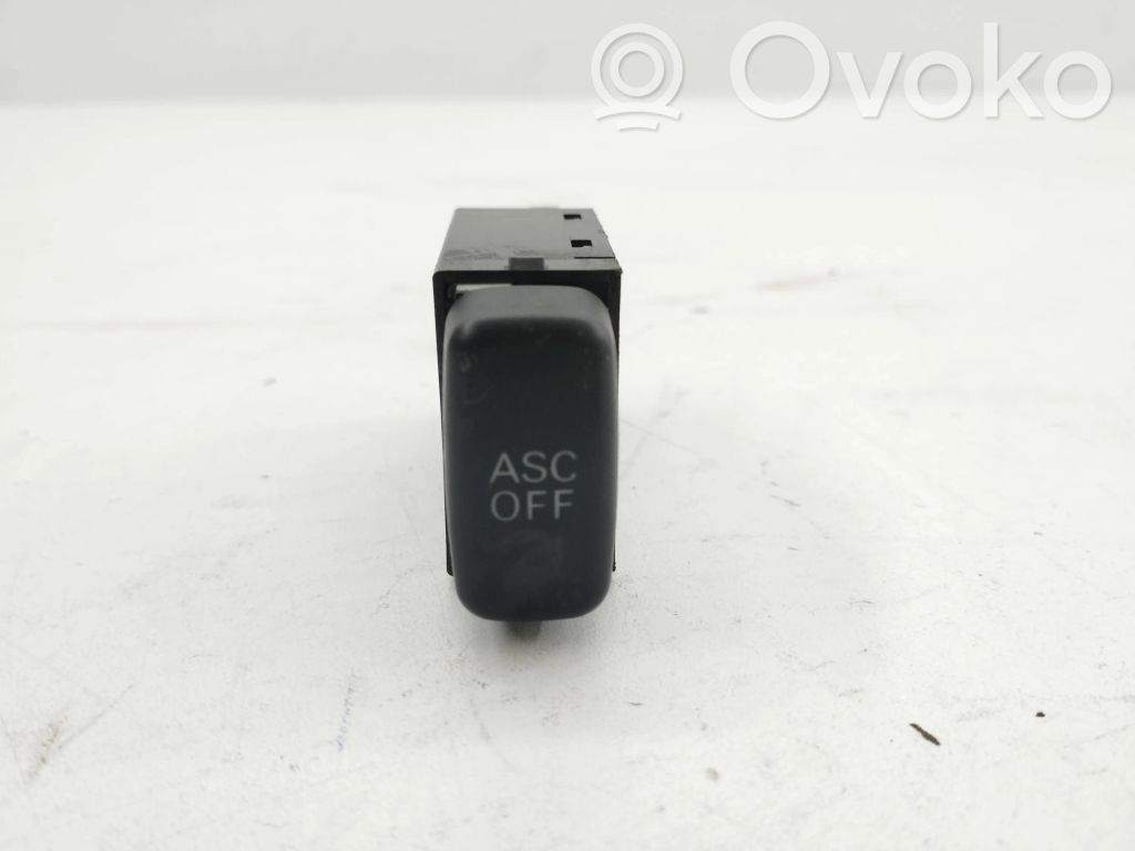 Traction control (ASR) switch