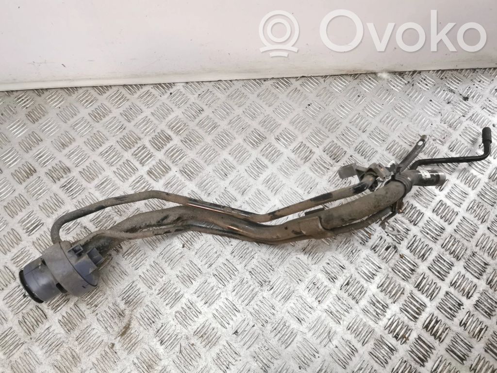 Lexus IS III XE30 Conductă umplere rezervor combustibil 