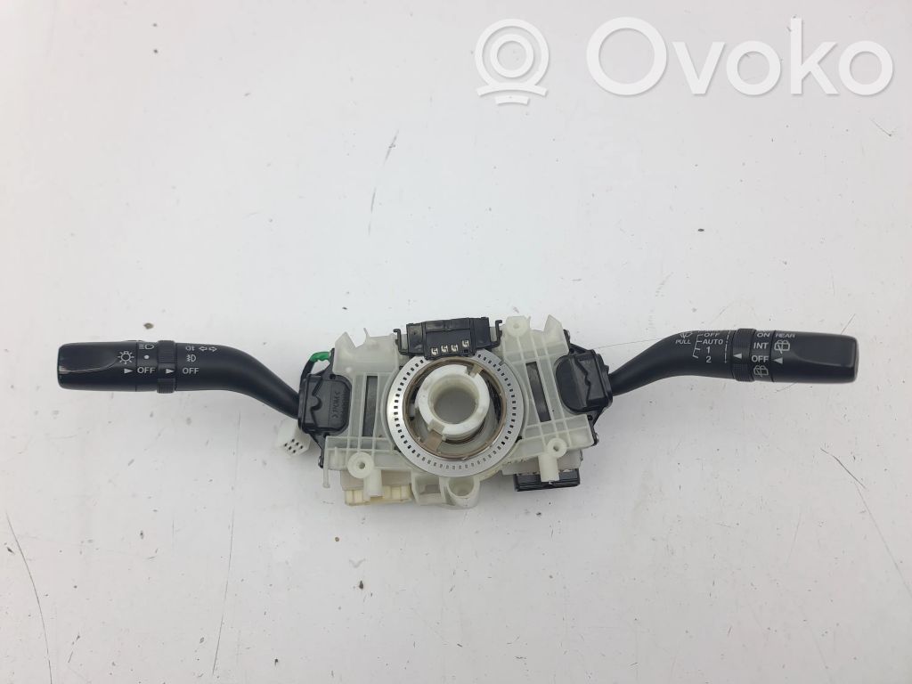 Mazda CX-7 Commodo, commande essuie-glace/phare 