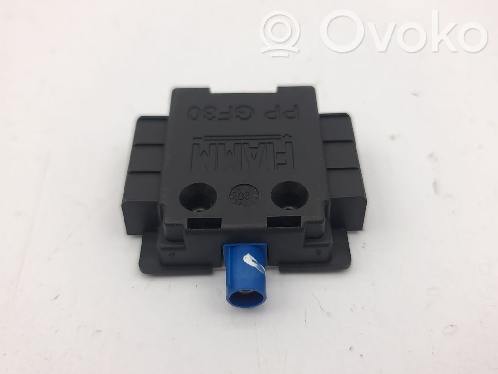 Peugeot 2008 II Amplificator antenă aeriană 