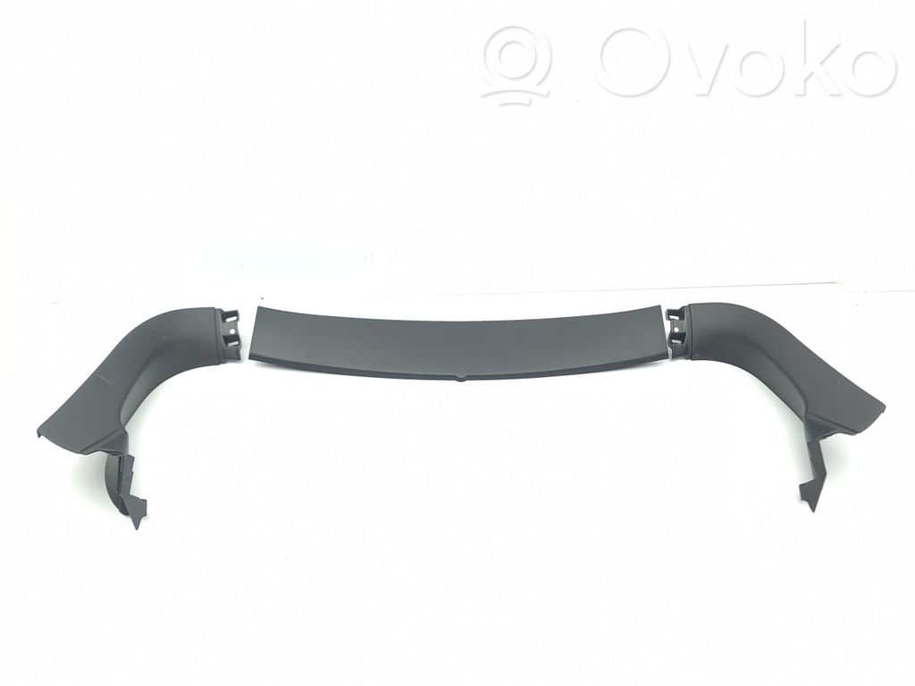 Renault Megane IV Tailgate trim 