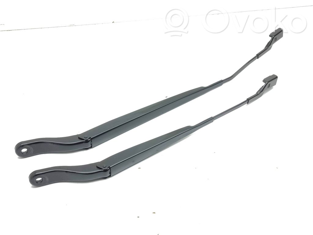 Citroen C4 III e-C4 Wischerarm vorne 