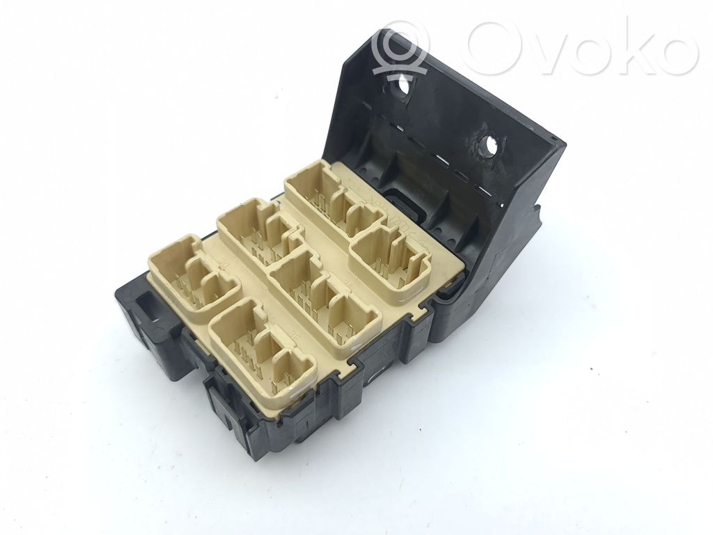 Modulo fusibile   8273405030