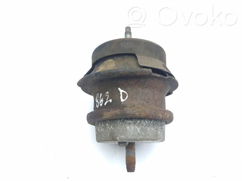 Engine mount bracket   100402,41213316