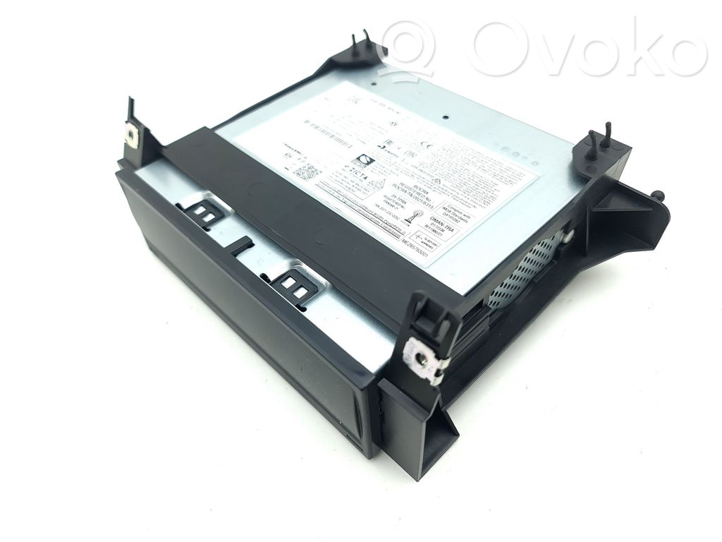 Volkswagen Golf VIII Radio/CD/DVD/GPS head unit 