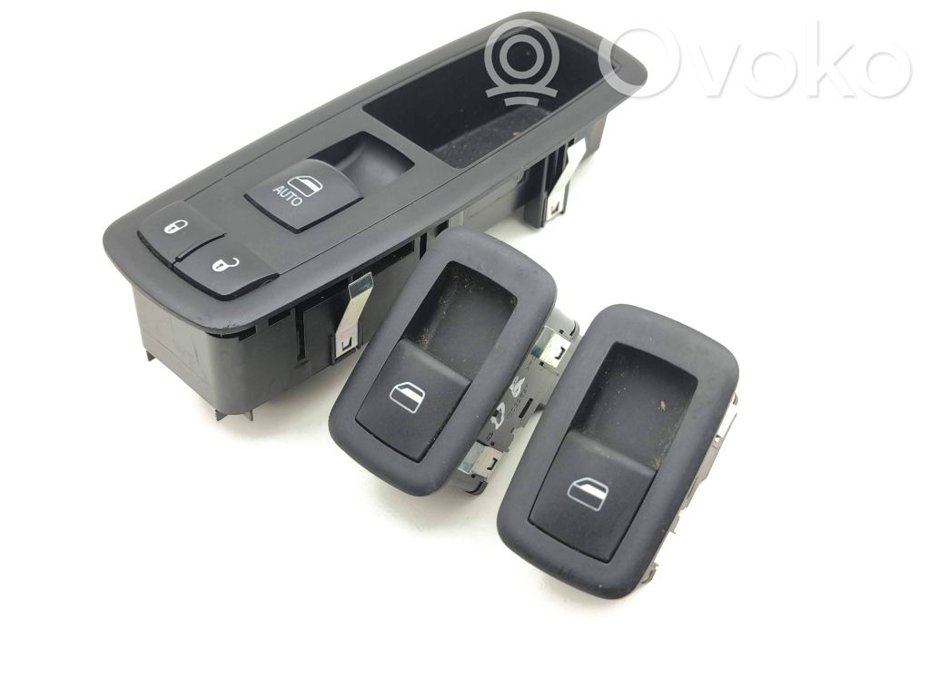 Jeep Cherokee Electric window control switch 