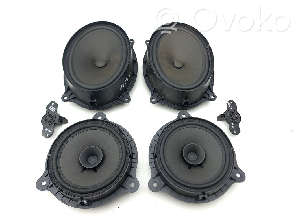 Nissan Navara D23 Kit système audio 