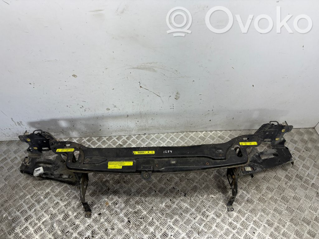 Volvo XC90 Radiatorių panelė 