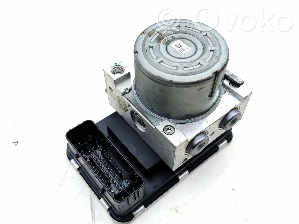 Volvo S90, V90 ABS Pump 