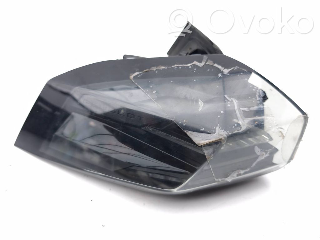 Peugeot 2008 II Lampă spate în caroserie 