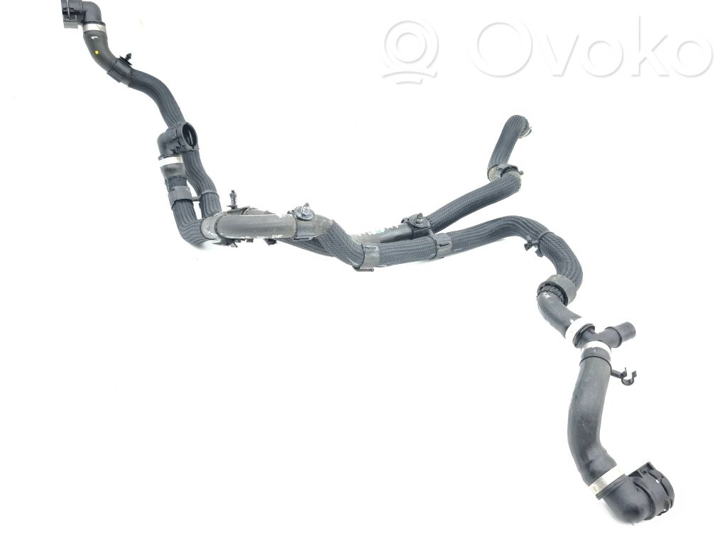 Jaguar I-Pace Engine coolant pipe/hose 