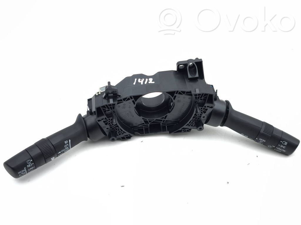 Honda CR-V Wiper turn signal indicator stalk/switch 
