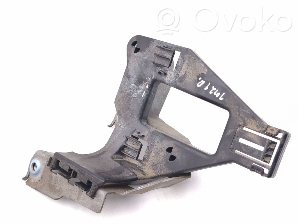 Mercedes-Benz E AMG W213 Alte piese compartiment motor 