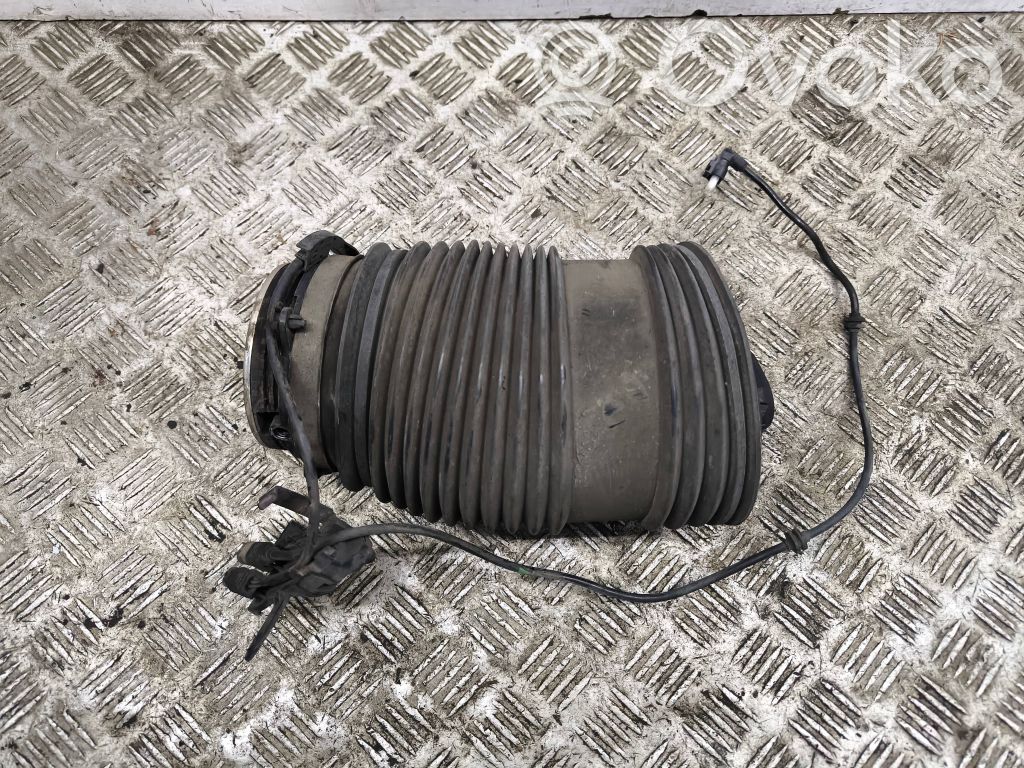 Mercedes-Benz GLC AMG Butelie suspensie pneumatică spate/amortizor 