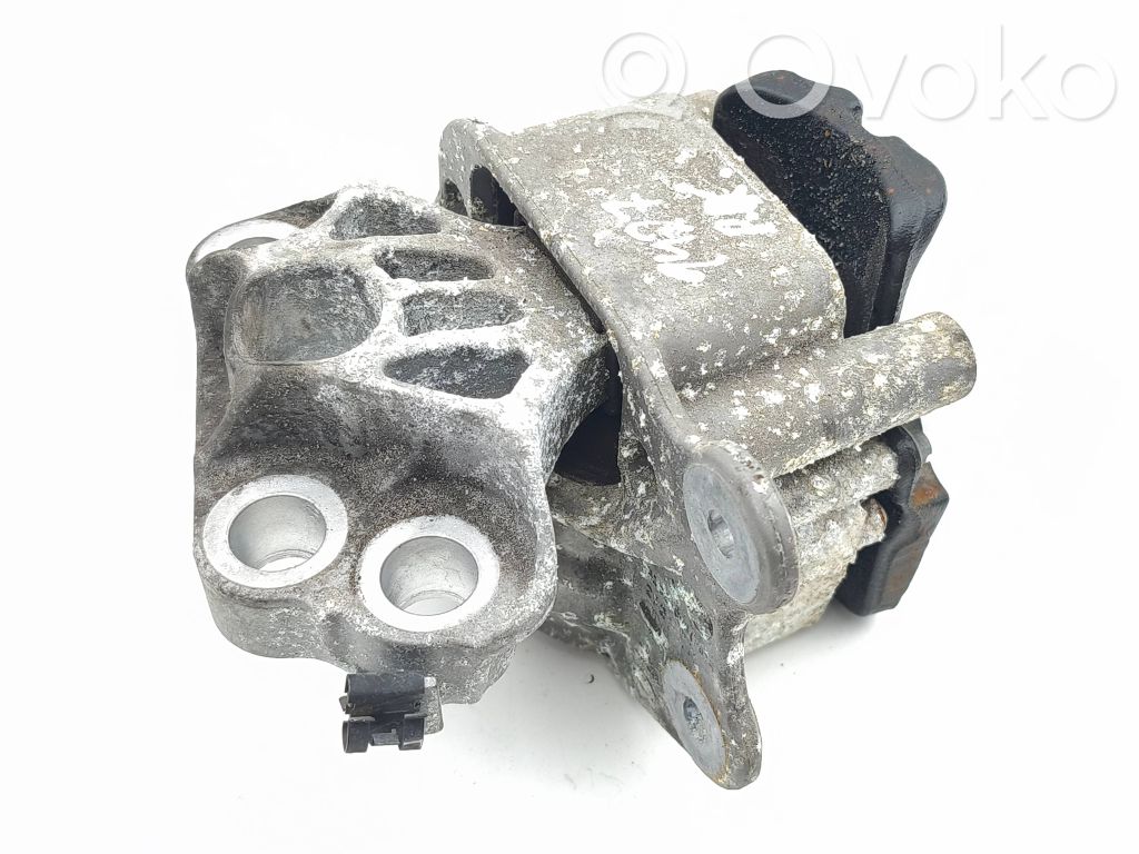 Land Rover Range Rover Evoque L551 Engine mount bracket 