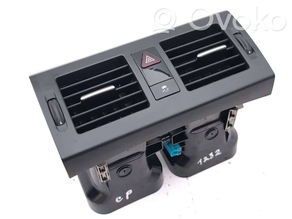 Mercedes-Benz GLK (X204) Rejilla de ventilación central del panel