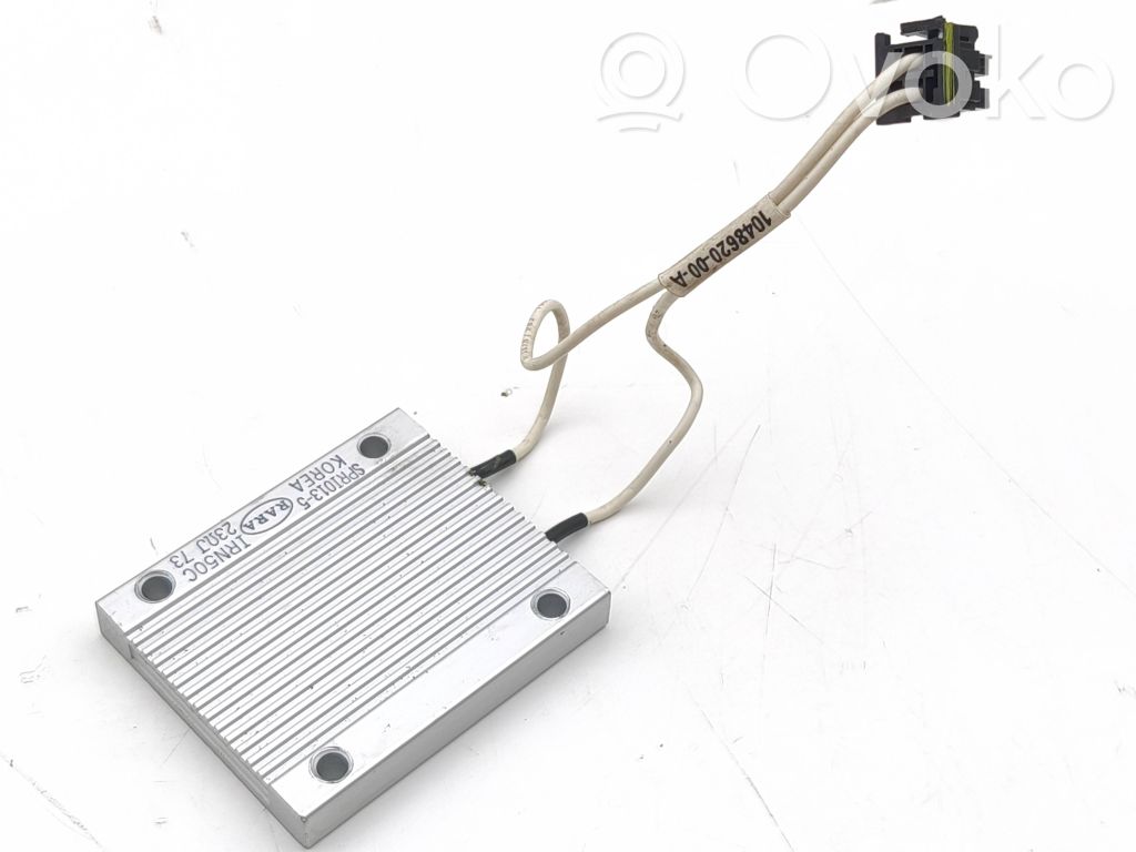 Muut ohjainlaitteet/moduulit   104862000A