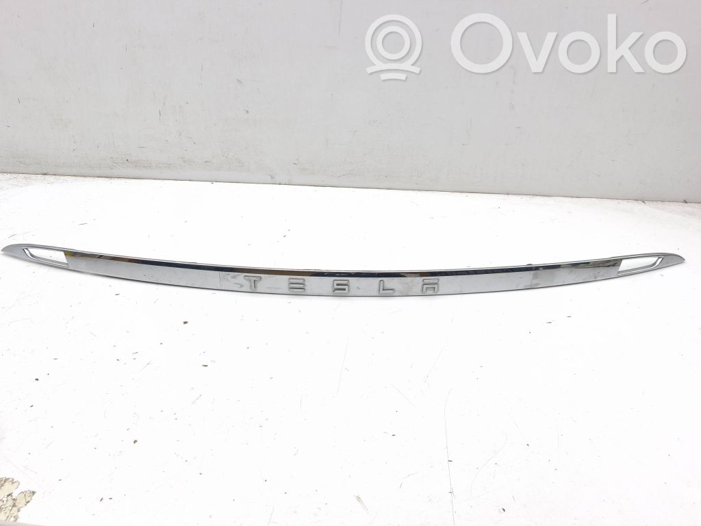 Tesla Model S Garniture de hayon 