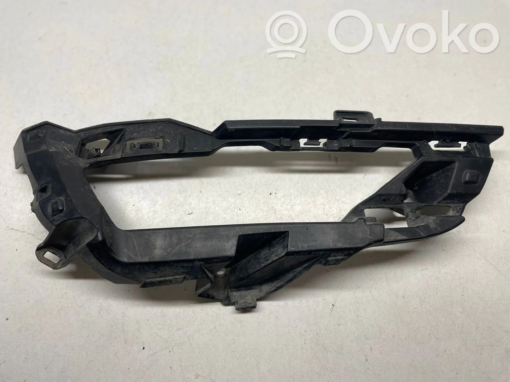 Volvo XC60 Wspornik / Mocowanie świateł przeciwmgielnych 