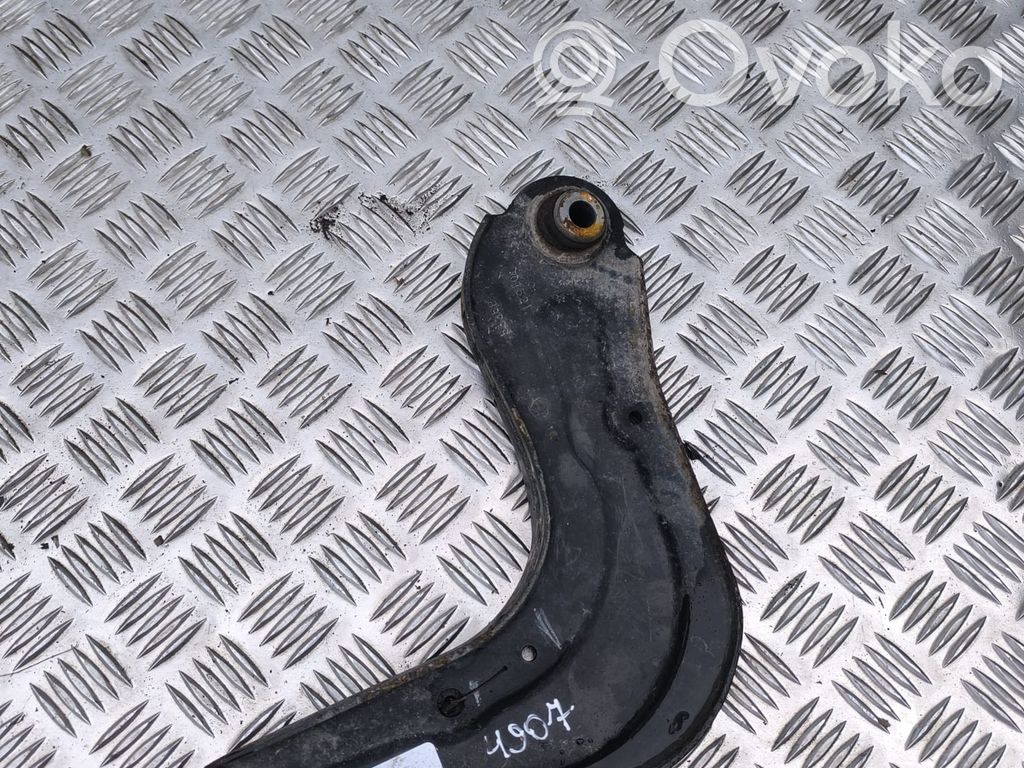 Chrysler Pacifica Plaukti un sviras 