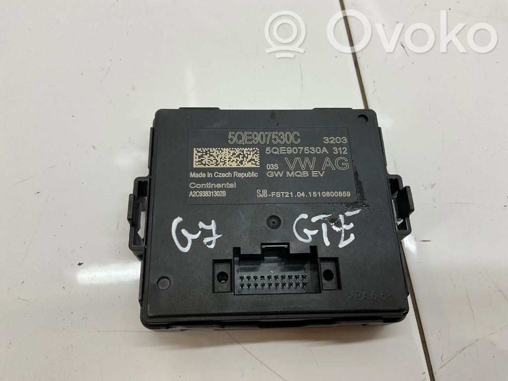 Volkswagen Golf VII Gateway control module 