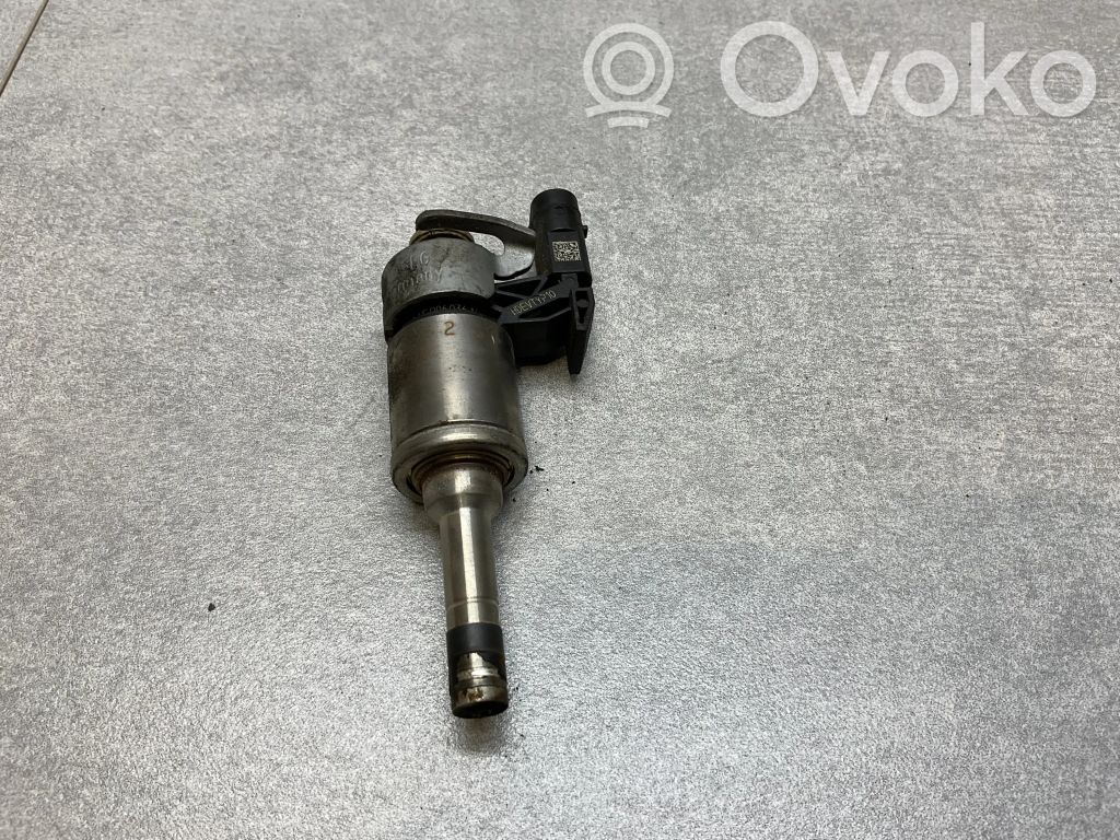 Skoda Rapid (NH) Inyector de combustible 