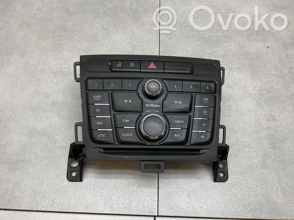 Opel Zafira C Panel radia 