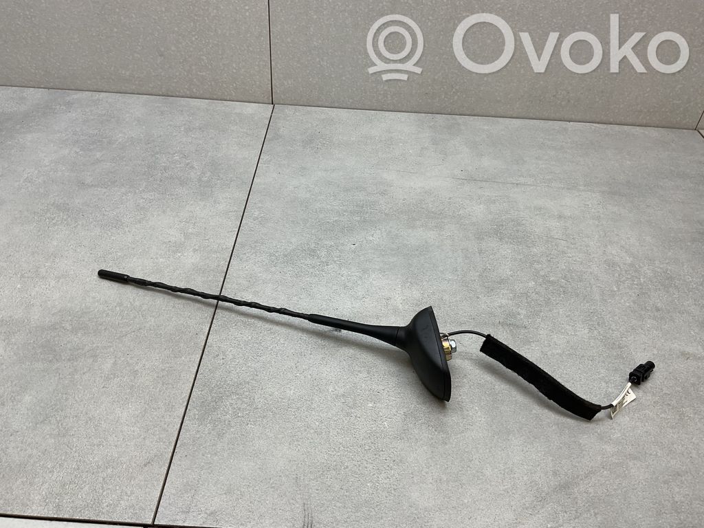Opel Astra K GPS-pystyantenni 