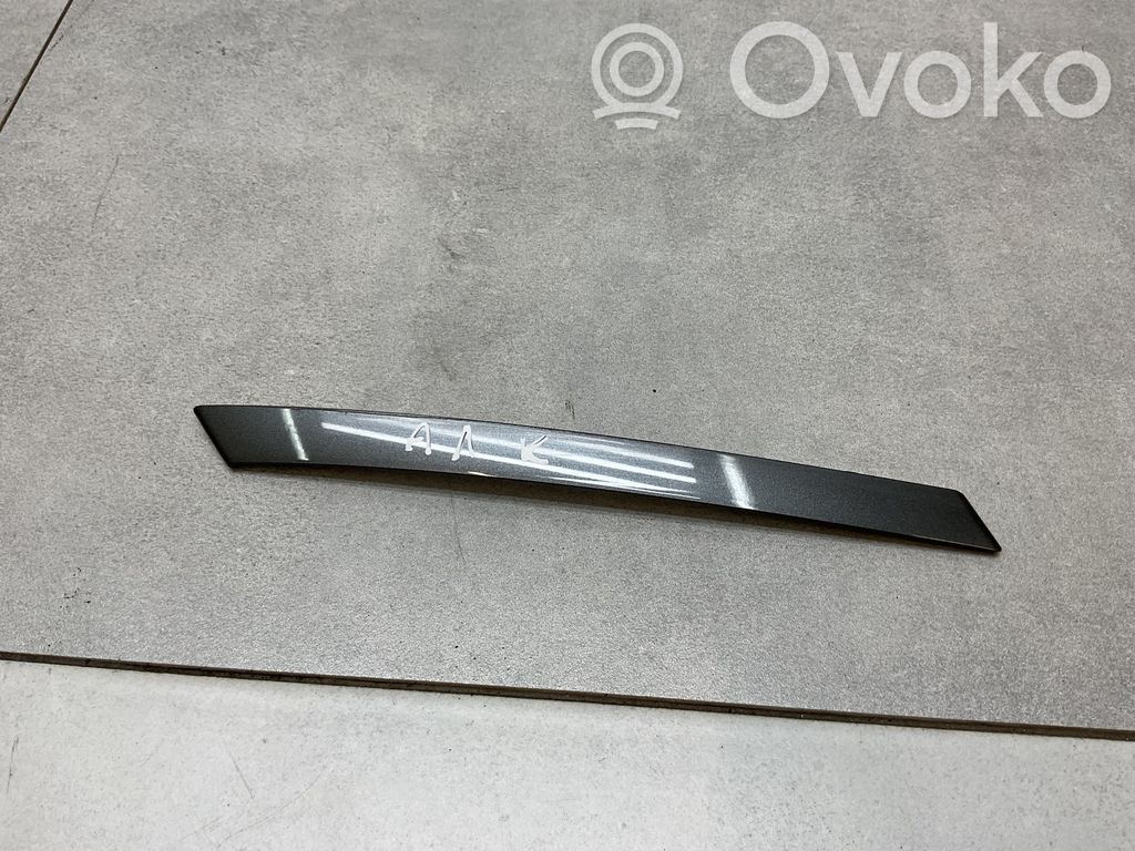 Audi A1 Beplankung Zierleiste Seitenwand Kotflügel hinten 