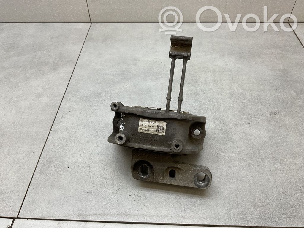 Audi A3 S3 8V Engine mount bracket 