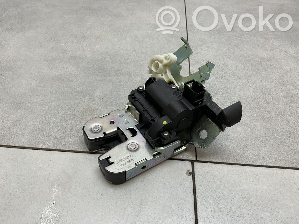 Audi A4 S4 B9 Tailgate/trunk/boot lock/catch/latch 
