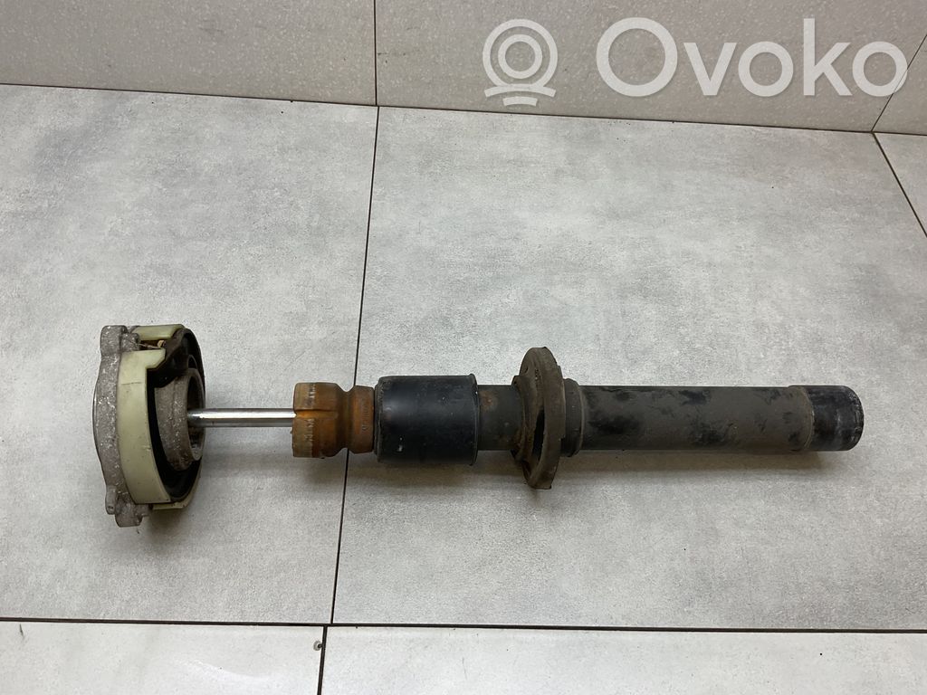 Audi A4 S4 B9 Priekšpusē amortizators 
