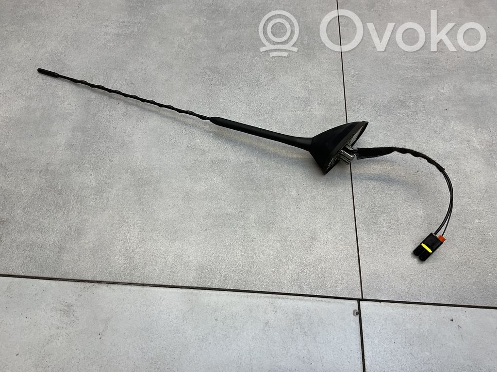 Ford C-MAX II Aerial GPS antenna 